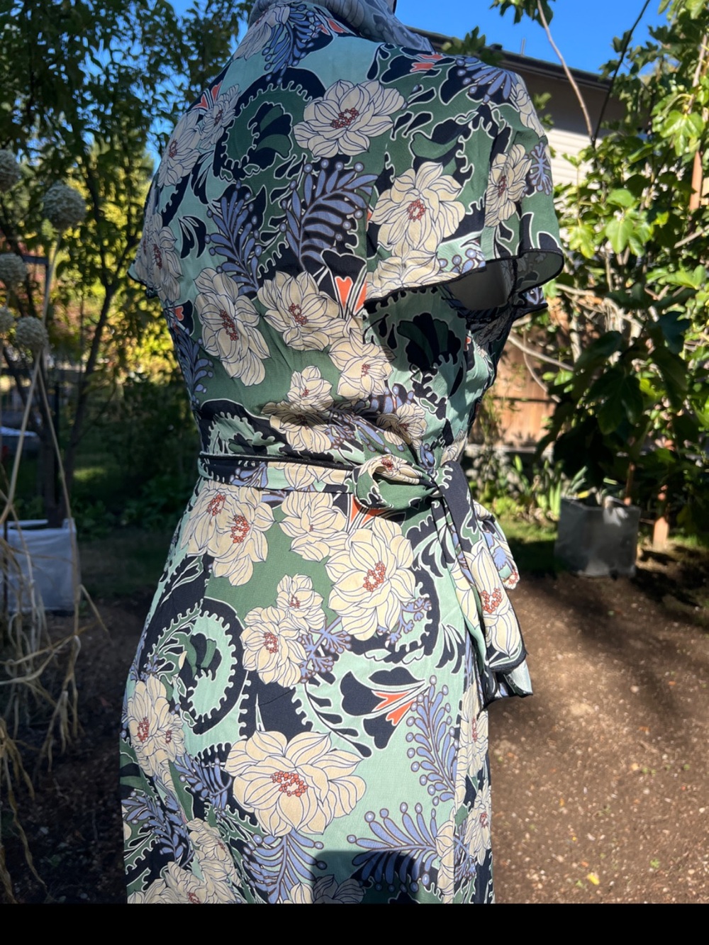 Botanical PINK WHEELS MEDIUM wrap DRESS Olivia Vintage style Made in USA